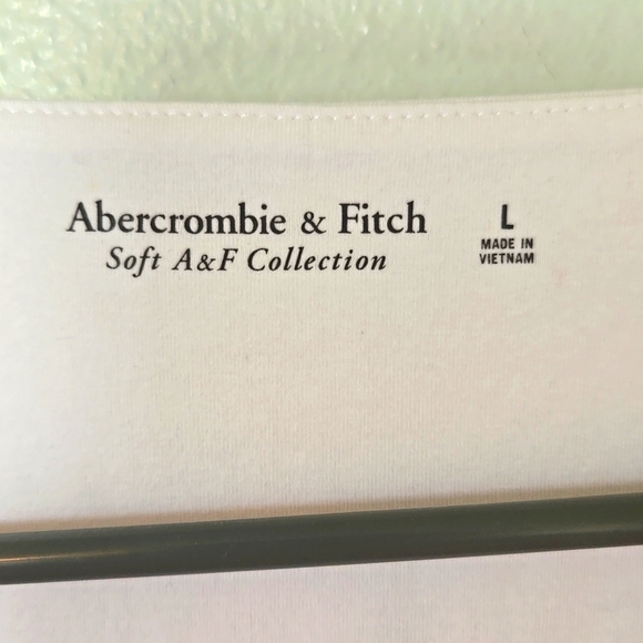 Abercrombie & Fitch Cropped White V Neck Top Size Large - Picture 4 of 4